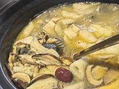 -野菌皇海景野生菌火锅(滨海大道店)