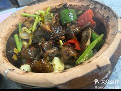 -天宝食坊·啫啫煲大排档(西华路店)