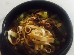-赵家牛肉砂锅(台西三路店)
