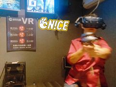 -VR 间客漫·PS电玩·虚拟现实包间游戏电竞(街道口店)