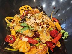 -醉人椒麻辣香锅(王府井喜悦店)