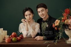 -雪中彩影婚纱摄影·微光艺术中心