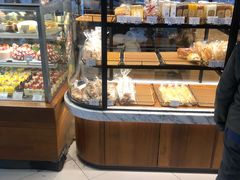 面包甜点陈列柜-莉莲蛋挞(日月光店)