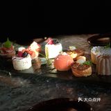 新鲜蔬果原料制作，口感很好，不甜腻