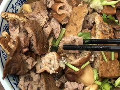 卤煮火烧-门框胡同百年卤煮(新街口店)