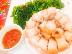 -闯关东东北农家菜(崂山石老人店)
