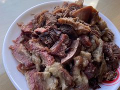 小小拼-闫家驴肉老店(华电一校店)
