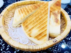 三角饼-八两八金·莱芜特色炒鸡(市南漳浦路店)