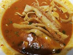 -阿瓦山寨·湘菜现炒·剁椒鱼头王(咸阳总店)