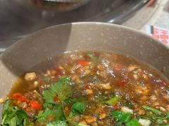 -肖肖酸萝卜鱼火锅(总店)