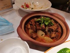 酱香萝卜牛腩煲-胡桃里音乐酒馆(下沙店)
