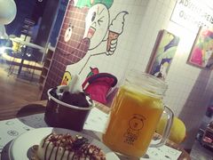 -LINE FRIENDS Garosu-gil Flagship Store