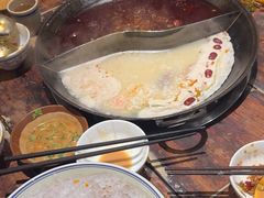 -周小明火锅(黑金冠社区店)