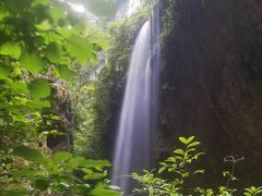 -龙水峡地缝景区