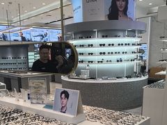 -卡罗林蔡司授权门店(南京东路店)
