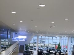 -上海冠松华奥奥迪4S店(张江店)