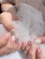 -纤指百魅美甲美睫