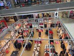 -深圳华盛奥特莱斯(华南一道店)