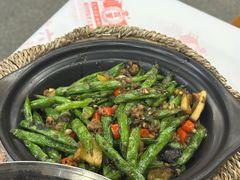 -堂瓦里·33年传统赣菜(第一街区店)