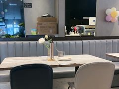 -必胜客(漕宝路店)