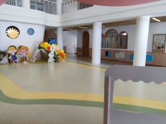 -上海青草地幼儿园