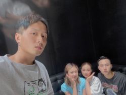 -Mu慕婚纱摄影·超级工作室