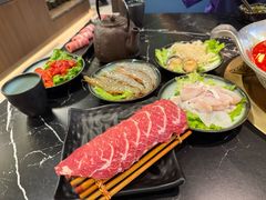-湊湊火锅·茶憩(颐堤港店)