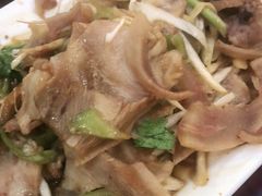 -清真磊磊烧烤老店(饮虎池街34号店)