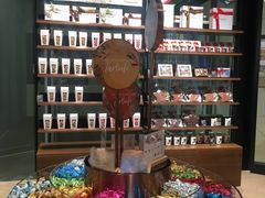 -Laderach 莱德拉(上海环贸iapm店)