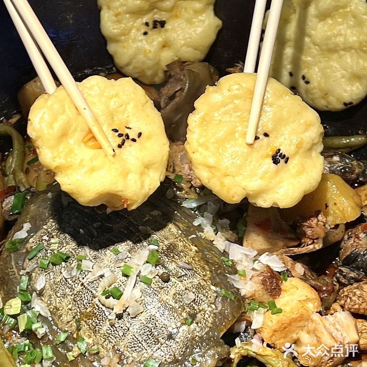 成都探店｜御凤甲吃鸡节椒麻鸡免费畅吃