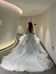 -城市花园婚纱摄影