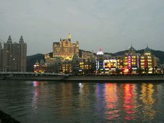 -LENBACH兰巴赫西餐啤酒坊(大连星海广场店)