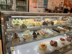 面包甜点陈列柜-老大昌(淮海中路店)