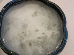 椰汁顿桃胶-骏莱海鲜鱼港(五角场店)