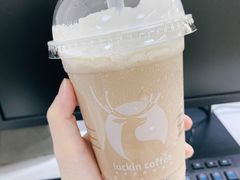 -瑞幸咖啡(万科红立方大厦店)