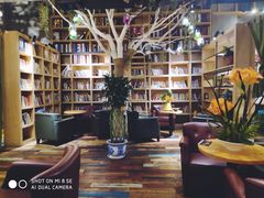 大堂-别院里音乐餐酒吧(双流航空港店)