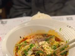 -成都你六姐·牛肉冒菜(城市集市合生汇店)