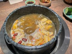 -蘑界·野生菌火锅(深业上城店)