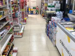 -阳光小玛特便利店(华府天地购物中心店)
