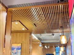 大堂-围炉肉舍丹东海鲜烤肉·烤活鳗(步行街店)