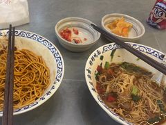 -梅溪·小伙子干挑面(安吉总店)