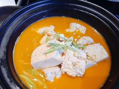 蟹汤炖老豆腐-卫鼎轩·曹公馆(鼓楼店)