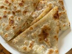 -溢心园香河肉饼总店