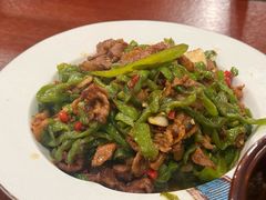 -湖南人家湘菜馆(镇江路店)