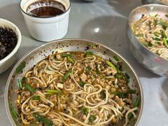 -正宗杨记普洱酸醋米线(总店)