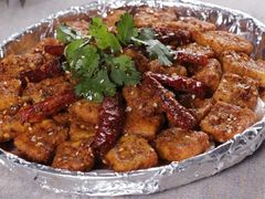 -亮欢寨酸汤鱼(沙冲路店)