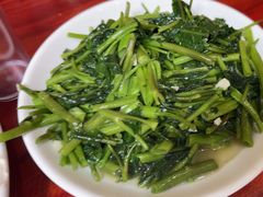 -芦茨金富饭庄·25年老字号·专做稻草鸡