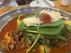 -喇喇排骨火锅·传统韩式脊骨汤(望京西园总店)