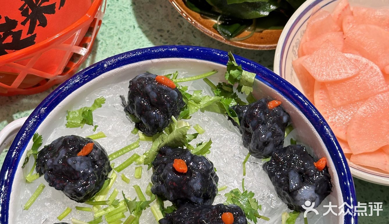 观音桥李常在火锅是一家非常值得尝试的餐厅！