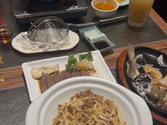 -潮界(LU·ONE凯德晶萃广场店)